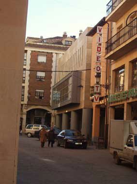 Velasco-E.-Calle5.jpg